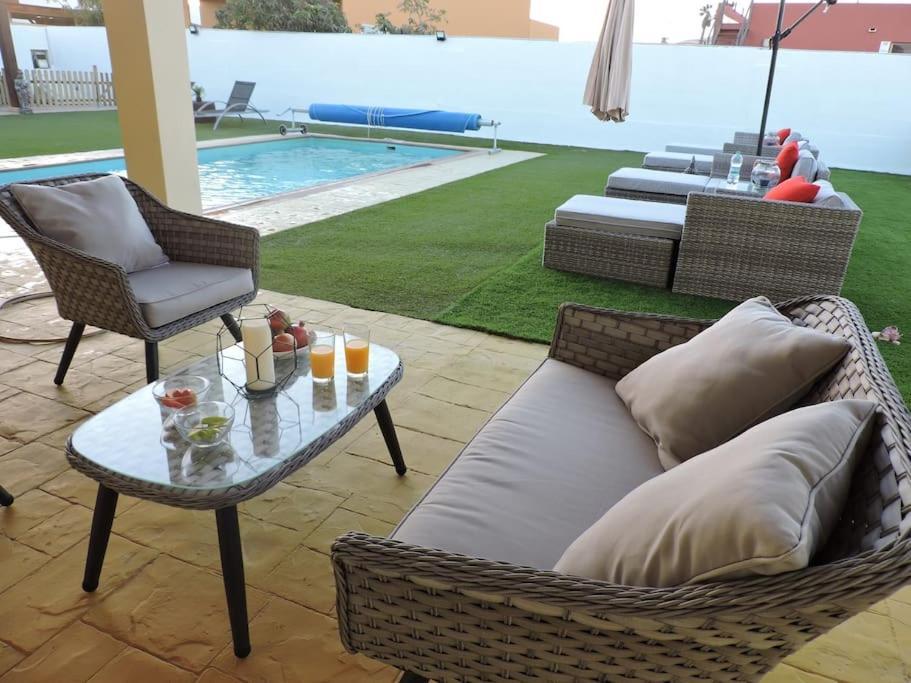 Villa Ventura - Piscina Climatizada & Aire Acondicionado Caleta De Fuste Dış mekan fotoğraf
